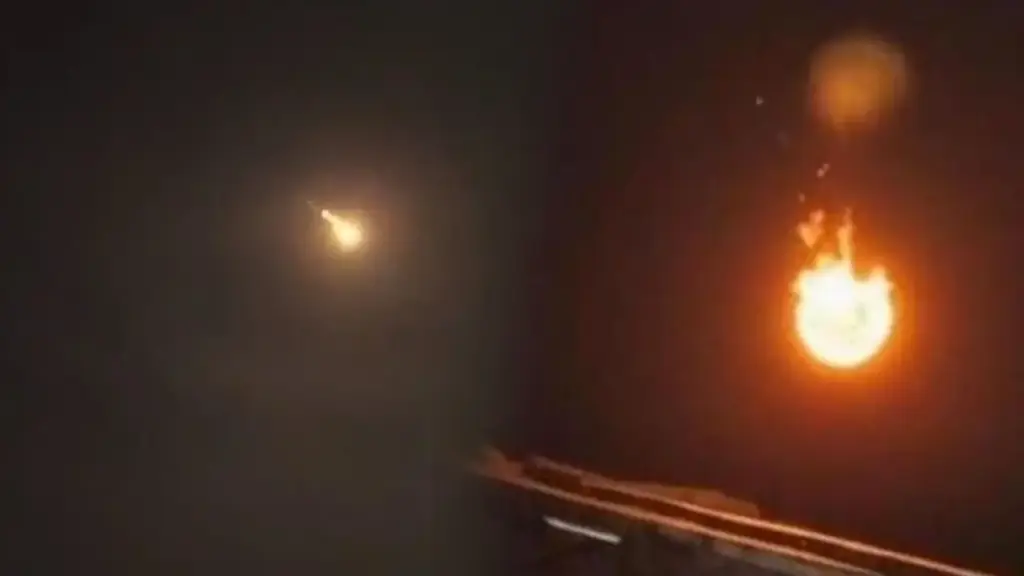 Meteor Jatuh