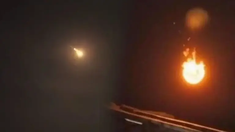 Meteor Jatuh