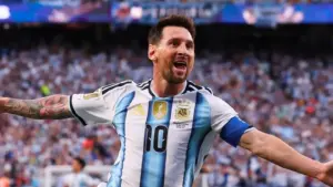 Lionel Messi Cetak Gol Lwan Aljazair