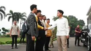 Wapres Gibran Rakabuming Ajak Lima Mahasiswa Pantau Program Pemerintah