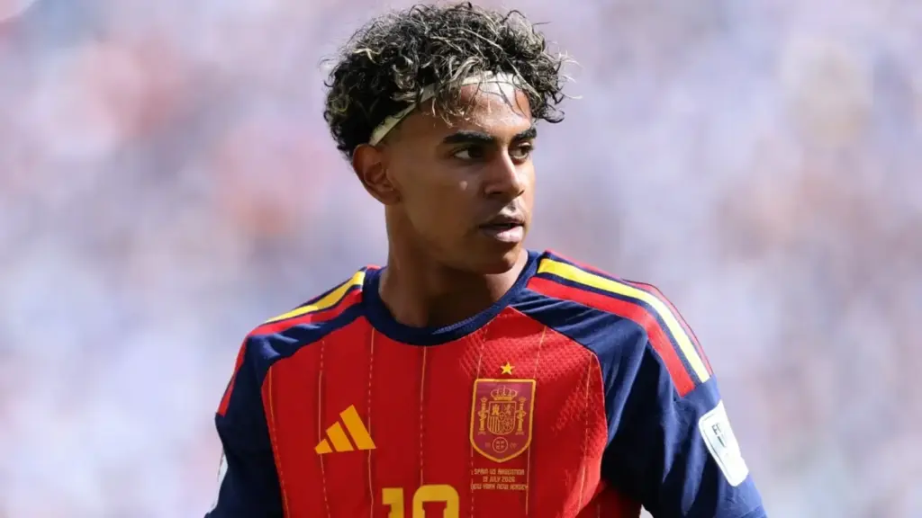 Akankah Lamine Yamal Masuk Kandidat Utama Ballon d'Or