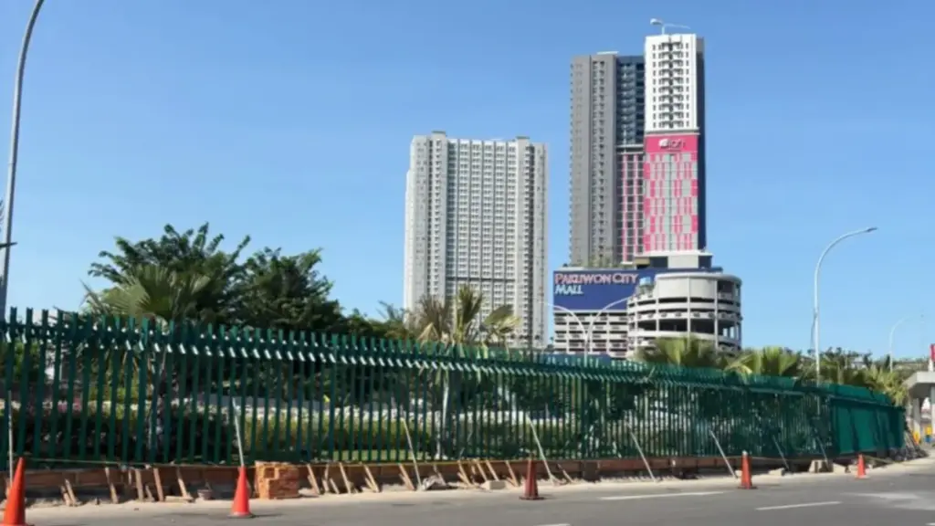 Alasan Pakuwon Group Membangun Pagar