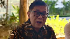 Hasto Kristiyanto Bantah Keras Tudingan PDI Perjuangan Sebagai Dalang Demo di Indonesia