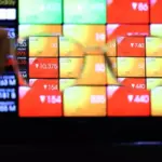 IHSG Hari Ini Sesi I Menguat ke Level 5.885, Cek Emiten Top Gainers