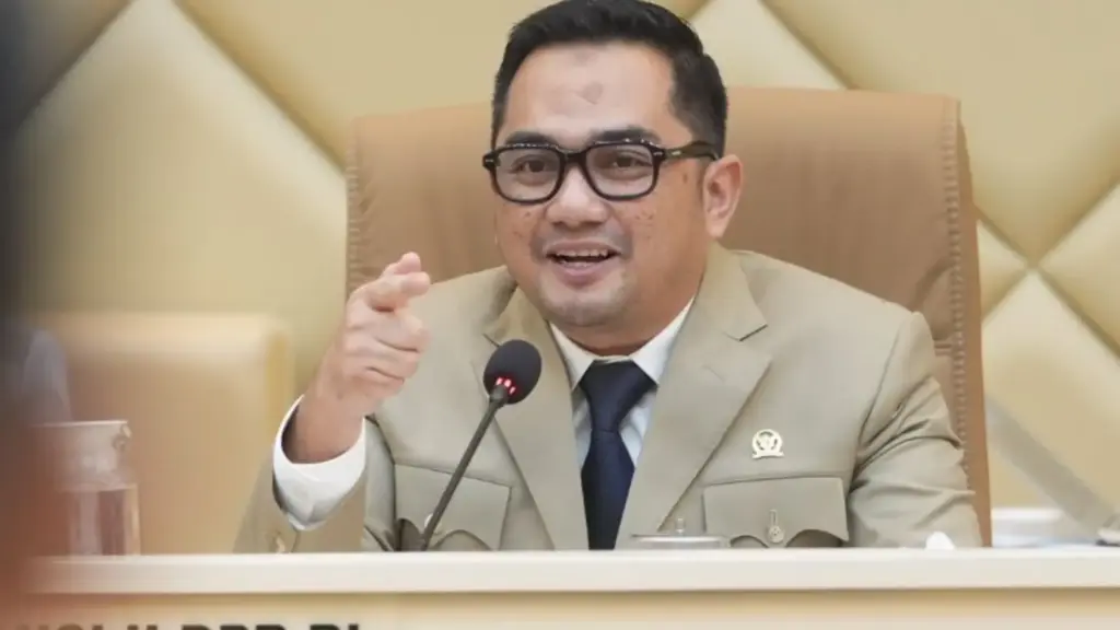 Rifqinizamy Karsayuda Komisi II DPR RI