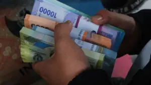 Rupiah Hari Ini Melemah