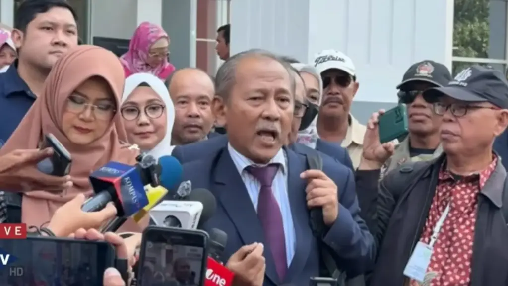 Tangkapan layar pascasidang ijazah mantan Presiden Jokowi
