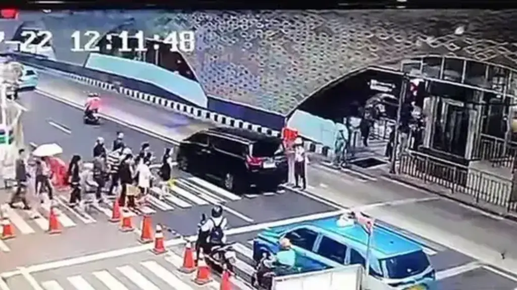 Viral Kasus Mobil Alphard